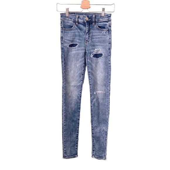 American Eagle Outfitters Distressed Skinny Jeans in Size 00 - Picture 1 of 5